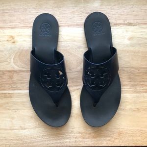 Tory Burch Navy Logo Zoey Thong Sandals